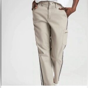 Athleta Summit Cargo Pants Side Stripe‎ Outdoor Hiking Beige Size 2